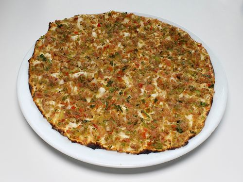 Lahmacun Acılı